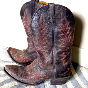 Ariat 8.5 mid calf stitch detail boots